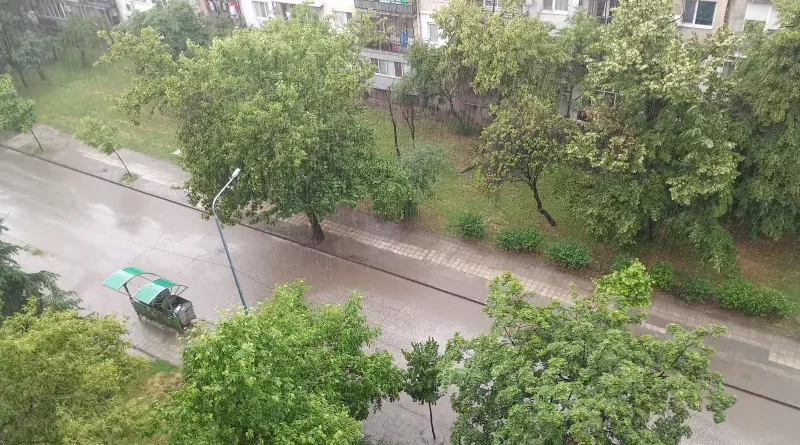 порой Пловдив гръмотевици наводнени улици