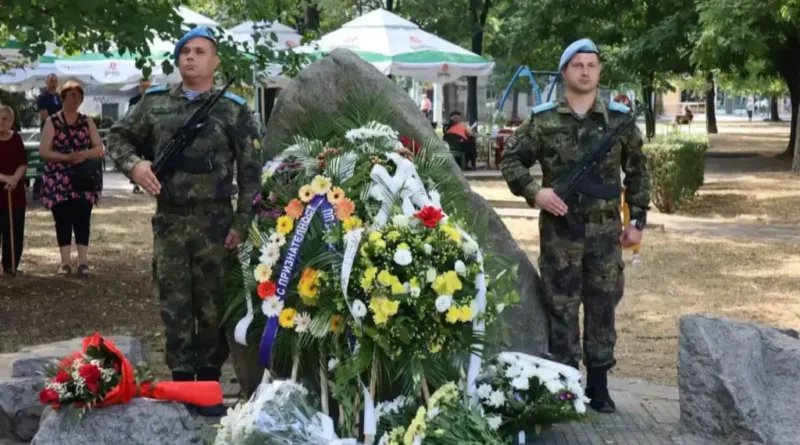 Тържествена церемония в Кючук Париж до бившите хали