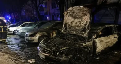 Автомобили горяха в Кючука